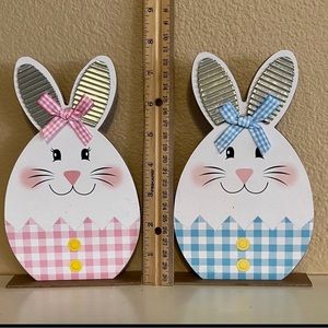 Easter bunny tabletop decor